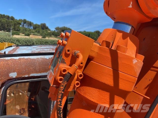 Fiat-Kobelco EX165W Wielgraafmachines