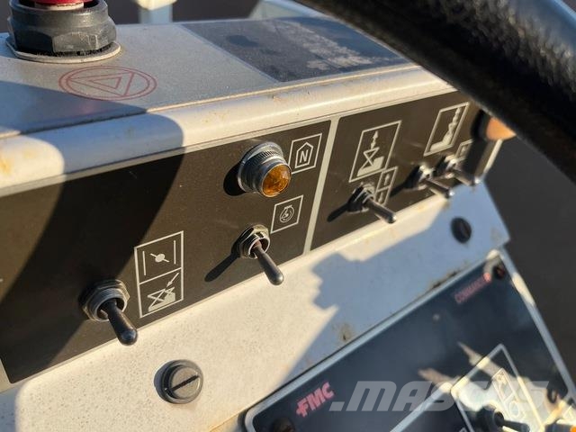 FMC Commander 30 Валачещи камиони