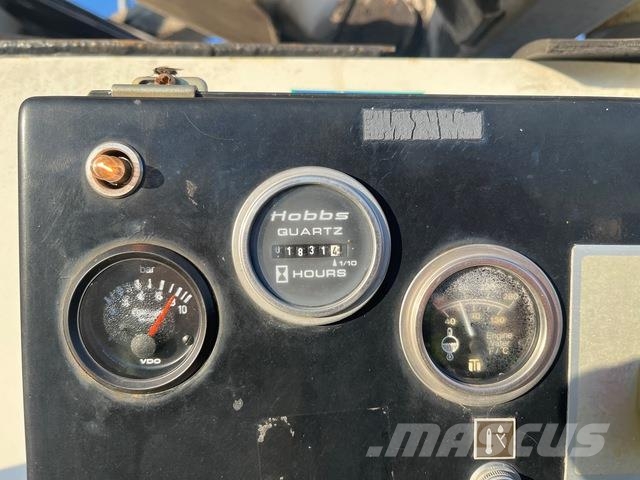 FMC Commander 30 Валачещи камиони