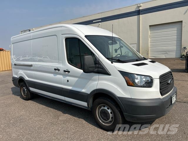 Ford 250 Panel vans