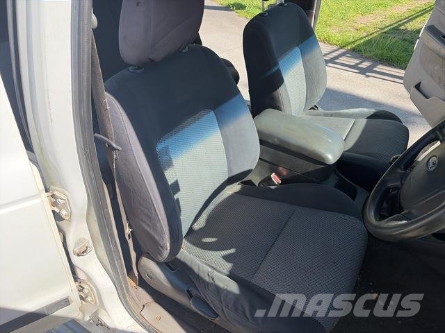 Ford Courier Muu