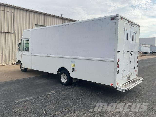 Ford E-350 商务面包车