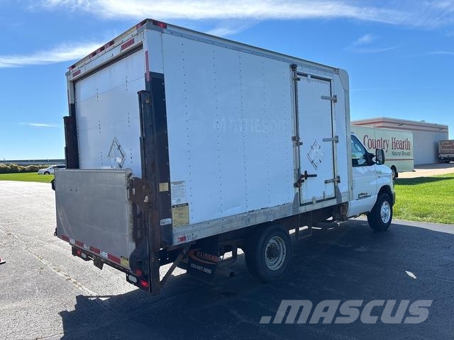Ford E-350 Box trucks