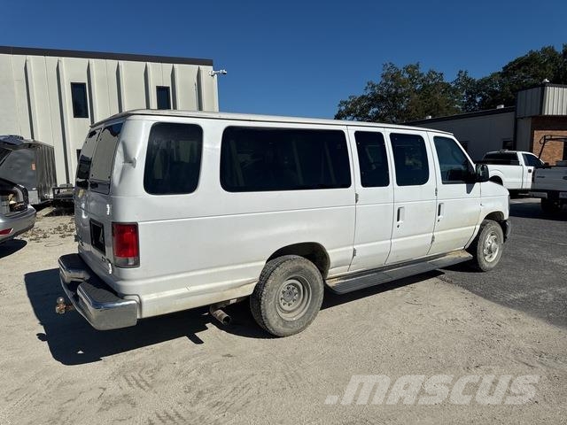 Ford E-350 Personbiler