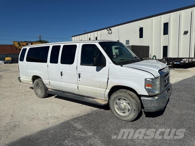 Ford E-350 Personbiler