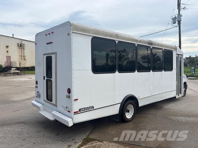 Ford E-450 Mini bus