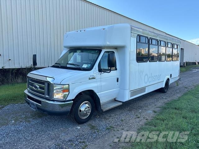 Ford E-450 Mini bus
