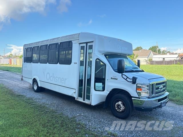 Ford E-450 Mini bus