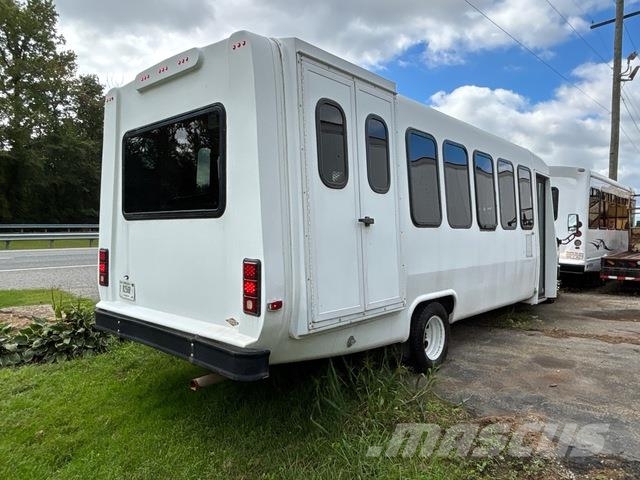 Ford E-450 Mini autobusi