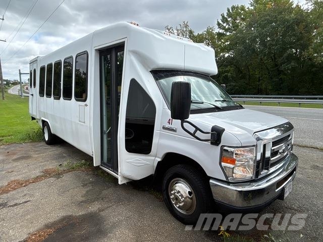 Ford E-450 Mini autobusi