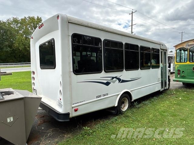 Ford E-450 Econoline Mini autobusi