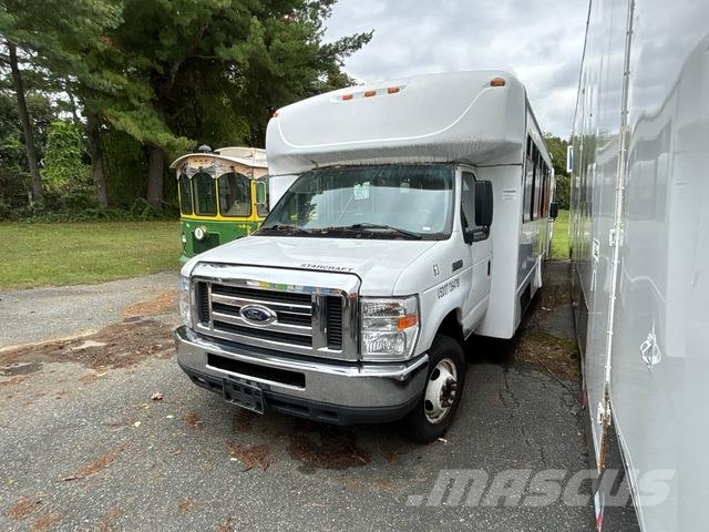 Ford E-450 Econoline حافلة صغيرة