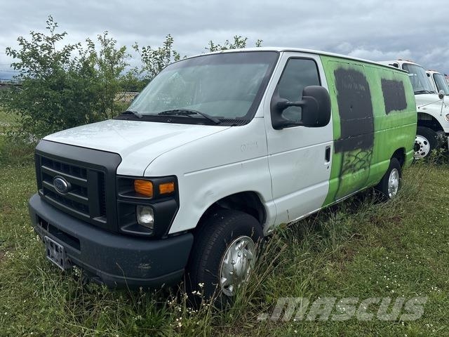 Ford E250 패널 화물차