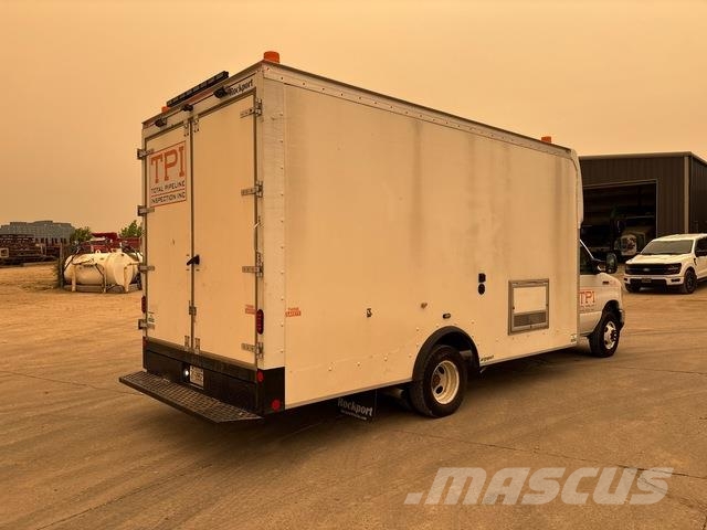 Ford E450 Vaakumautod