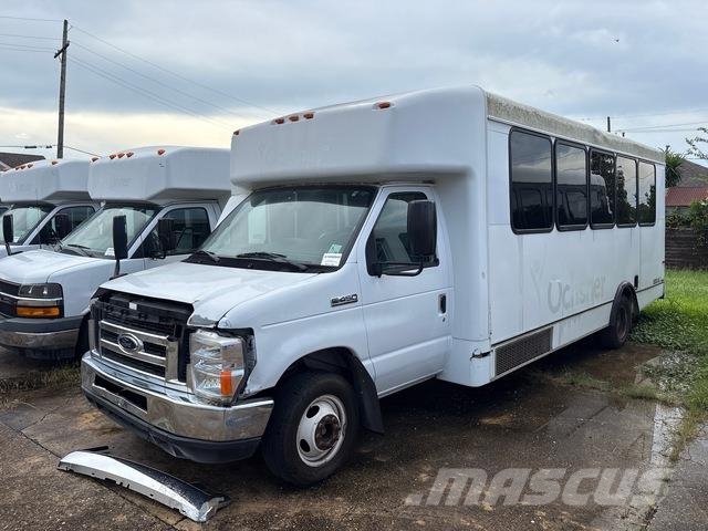 Ford Econoline E-450 Mini bus