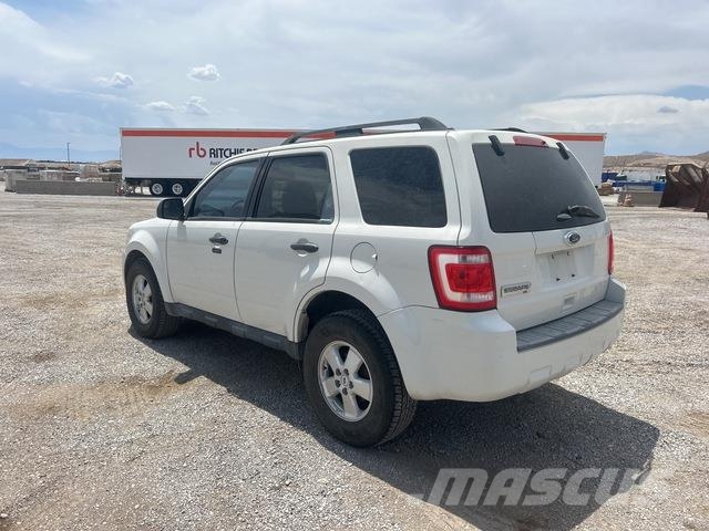 Ford Escape Otomobiller