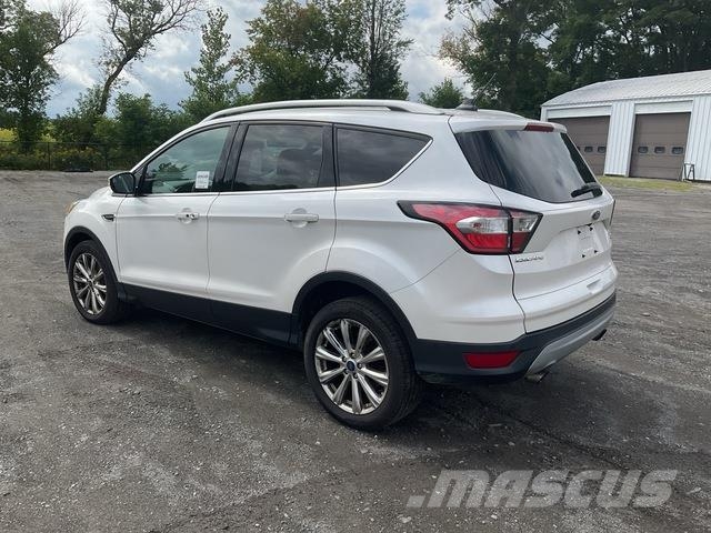 Ford Escape PKWs