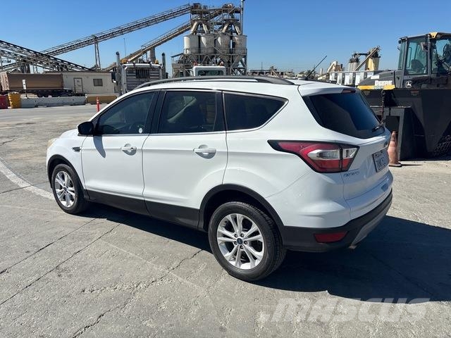 Ford Escape Henkilöautot