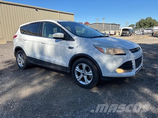 Ford Escape سيارات