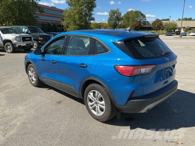 Ford Escape S Automobili