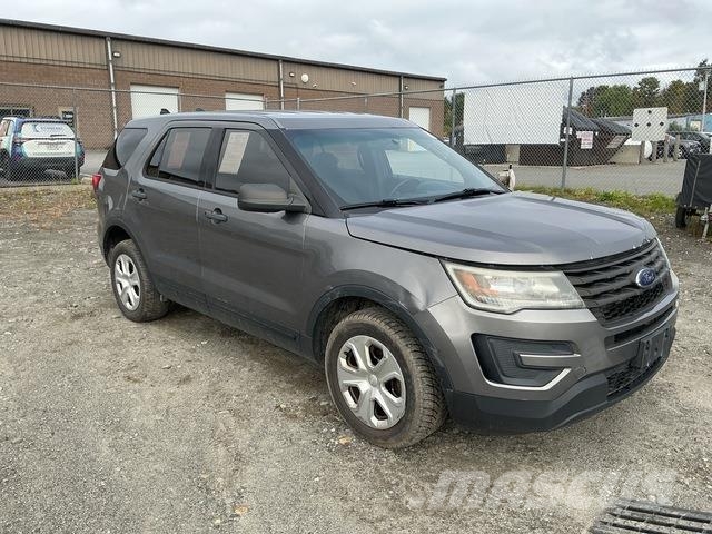 Ford Explorer Automobili