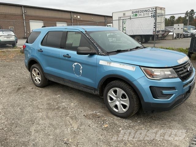 Ford Explorer Automobili
