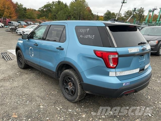 Ford Explorer Автомобілі