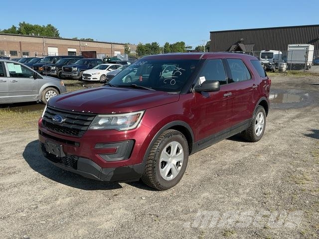 Ford Explorer Автомобілі