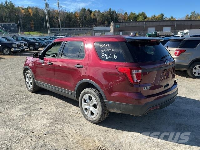 Ford Explorer PKWs