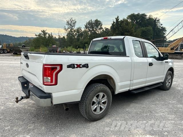 Ford F-150 Pick-upy / Pojazdy z otwieranymi burtami