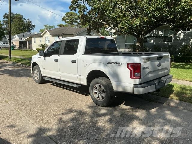 Ford F-150 Пікапи / Бічне розвантаження