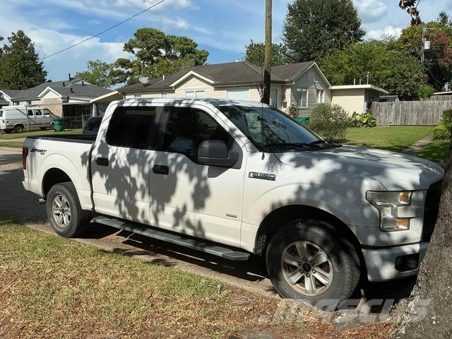 Ford F-150 Пікапи / Бічне розвантаження