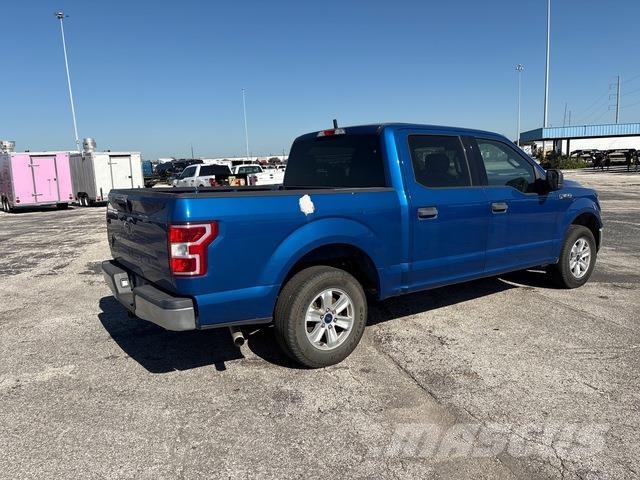 Ford F-150 شاحنات خفيفة/مفصلية الجوانب