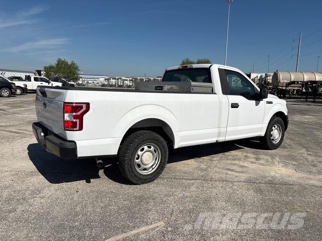 Ford F-150 شاحنات خفيفة/مفصلية الجوانب