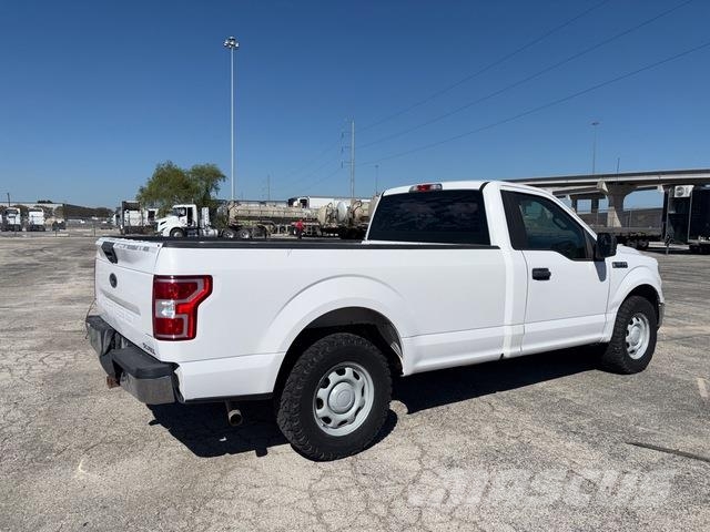 Ford F-150 شاحنات خفيفة/مفصلية الجوانب