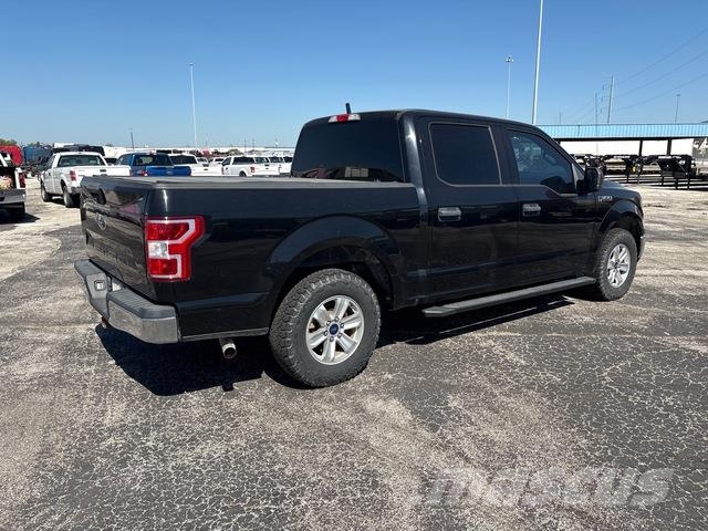 Ford F-150 شاحنات خفيفة/مفصلية الجوانب
