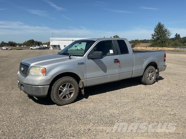 Ford F-150 Пікапи / Бічне розвантаження