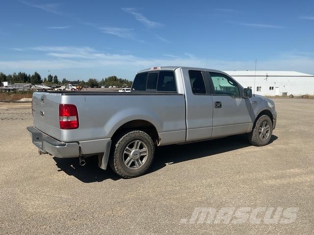 Ford F-150 Пікапи / Бічне розвантаження