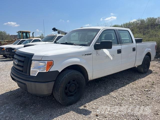 Ford F-150 Kis teherszállító/Platós kocsi