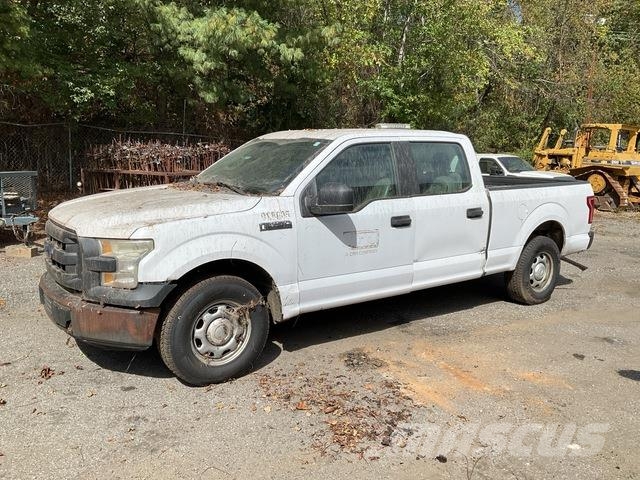 Ford F-150 Kis teherszállító/Platós kocsi