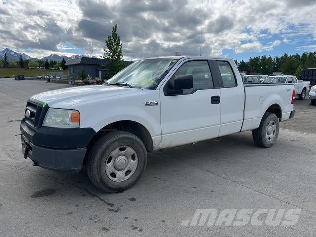Ford F-150 Пікапи / Бічне розвантаження