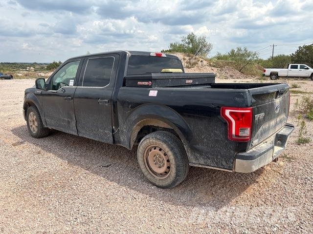 Ford F-150 Kis teherszállító/Platós kocsi