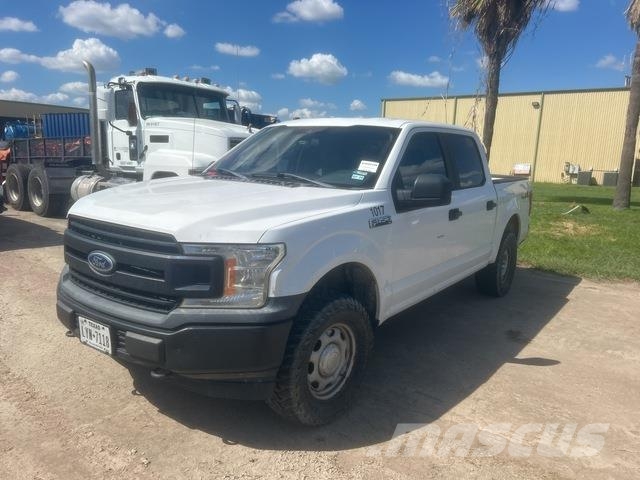 Ford F-150 Kis teherszállító/Platós kocsi