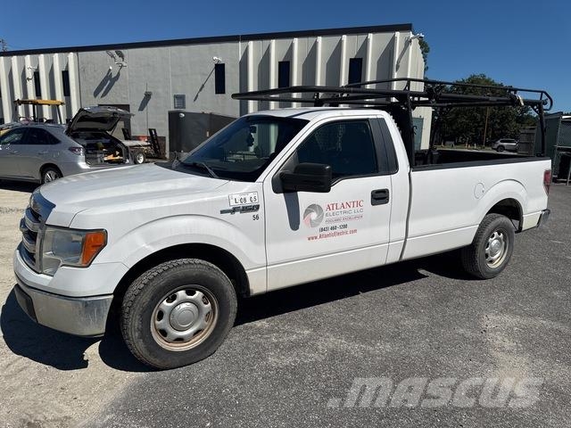 Ford F-150 Пикапи