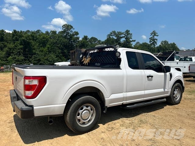 Ford F-150 شاحنات خفيفة/مفصلية الجوانب