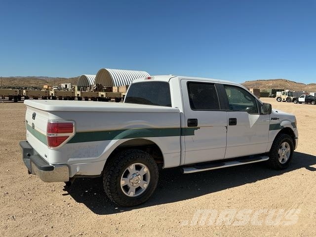 Ford F-150 XLT 皮卡.傳統半斗卡車/側卸板