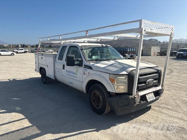 Ford F-250 Pickup/Pritschenwagen