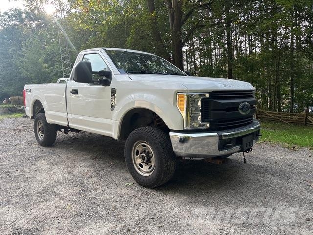 Ford F-250 Lava-autot