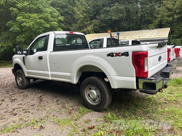 Ford F-250 Lava-autot
