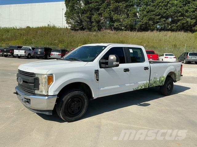 Ford F-250 Kis teherszállító/Platós kocsi